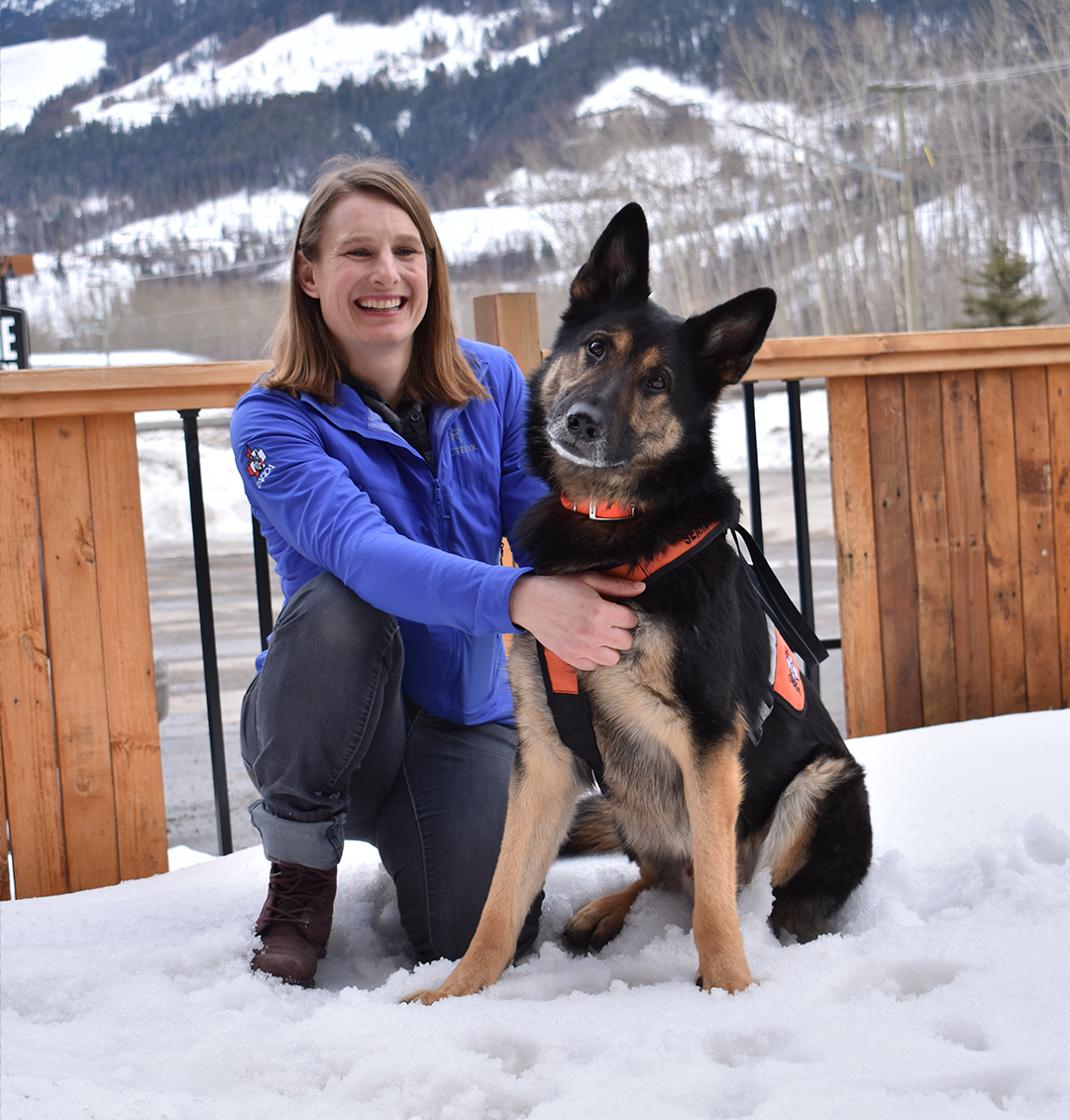 Fernie Avalanche Rescue Dog Mogul with handler Megan Kelly.