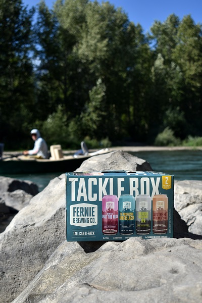 tacklebox pack on rocks